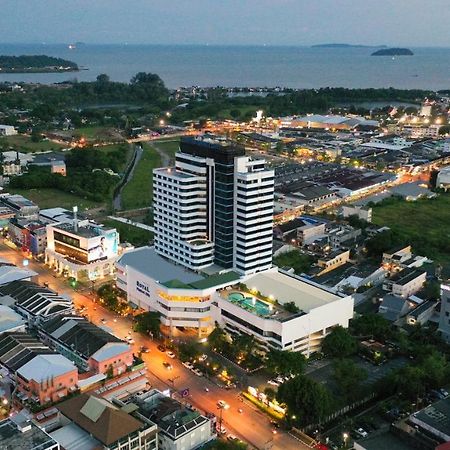 Royal Phuket City Hotel Ngoại thất bức ảnh Aerial view of the hotel