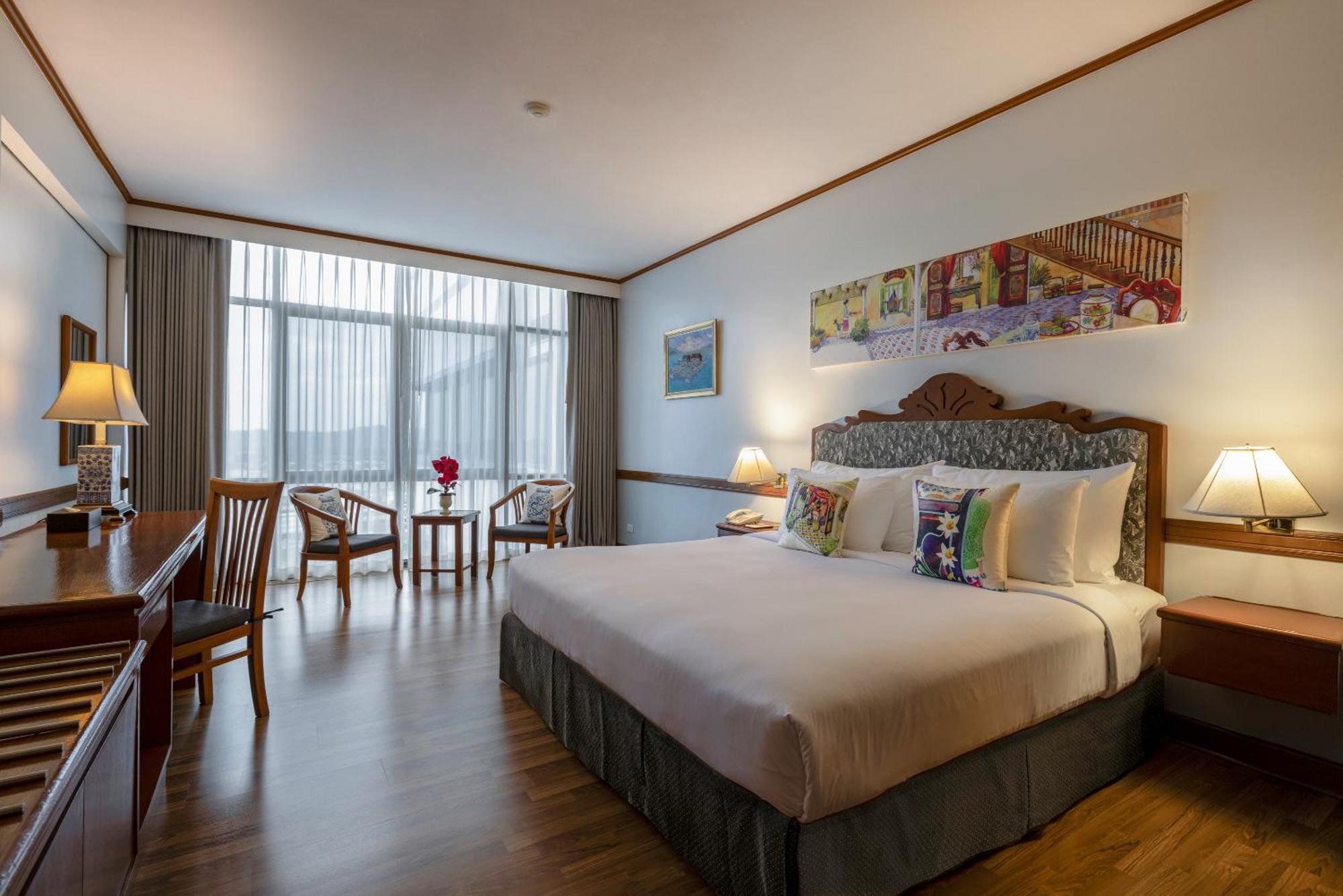 Royal Phuket City Hotel Ngoại thất bức ảnh Deluxe Room