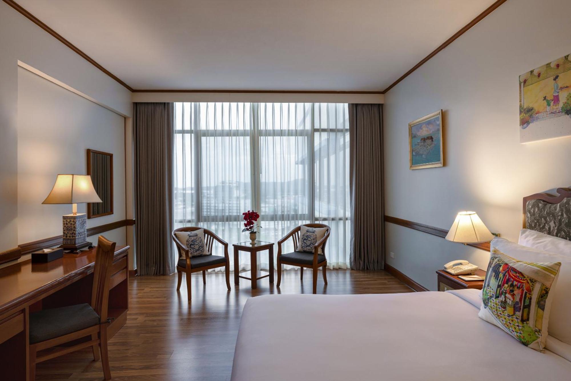 Royal Phuket City Hotel Ngoại thất bức ảnh Deluxe Room