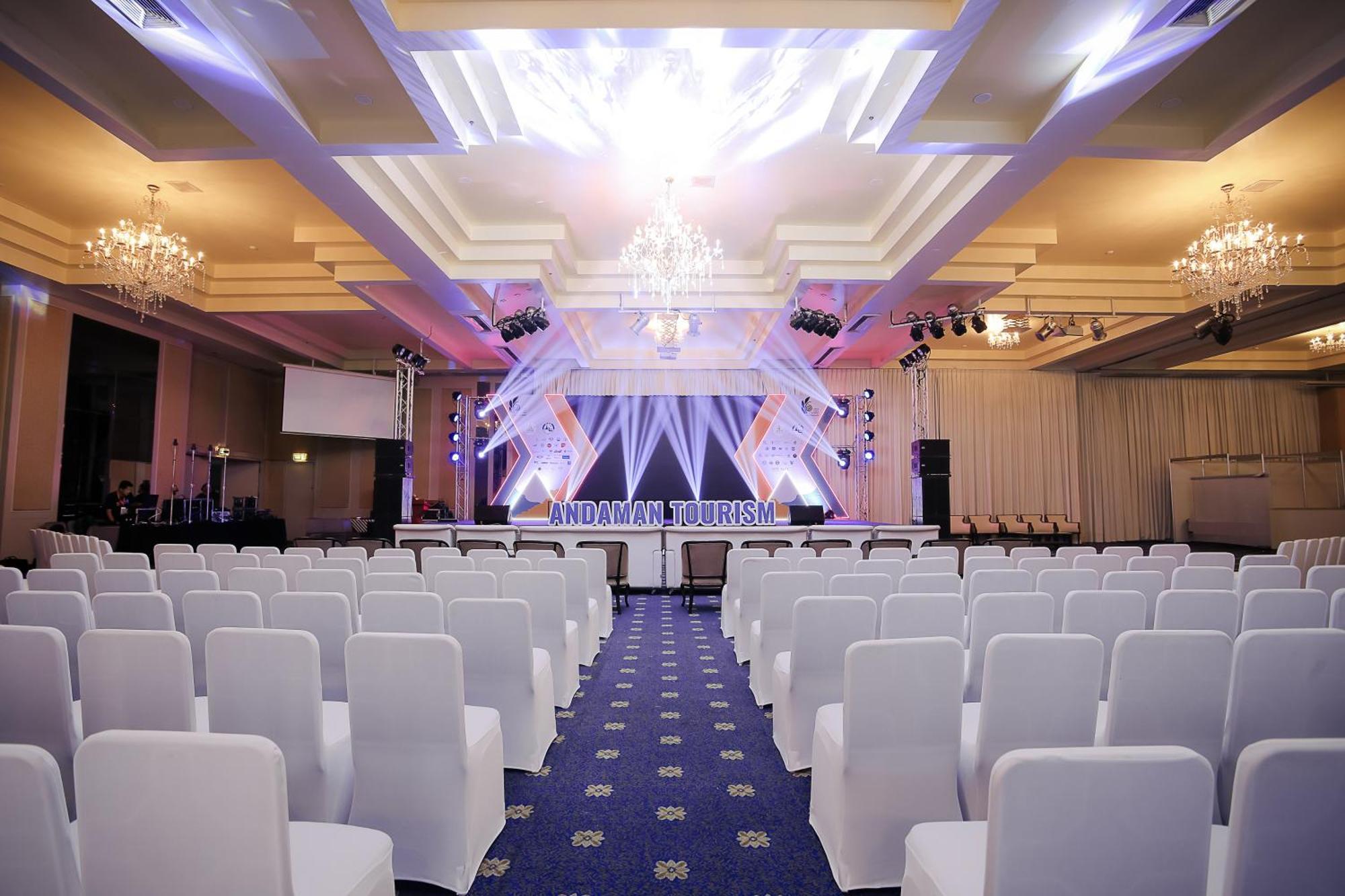 Royal Phuket City Hotel Ngoại thất bức ảnh The Grand Ballroom